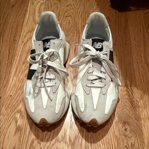 New Balance White & Black Vintage-Inspired Sneakers